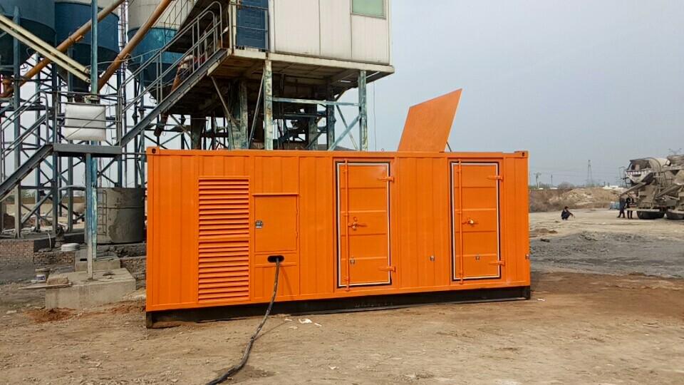 兰坪出租发电机-在寒冷地区使用康明斯柴油发电机时要注意哪些问题