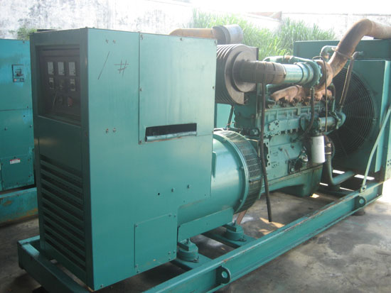 兰坪租赁发电机-康明斯发电机组工作频率低原因