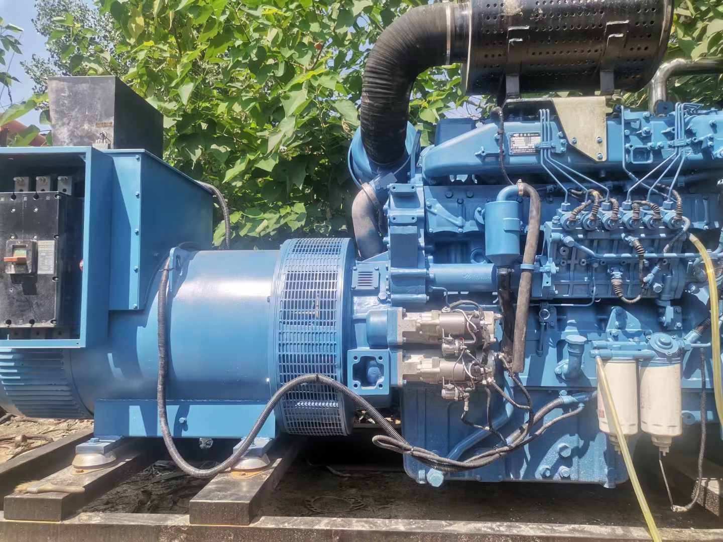 兰坪详细说明降低 800kW 柴油发电机输出电流波动的方法