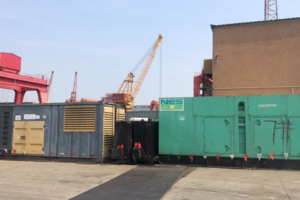 兰坪发电机出租空气滤清器的清洁频率是多少？