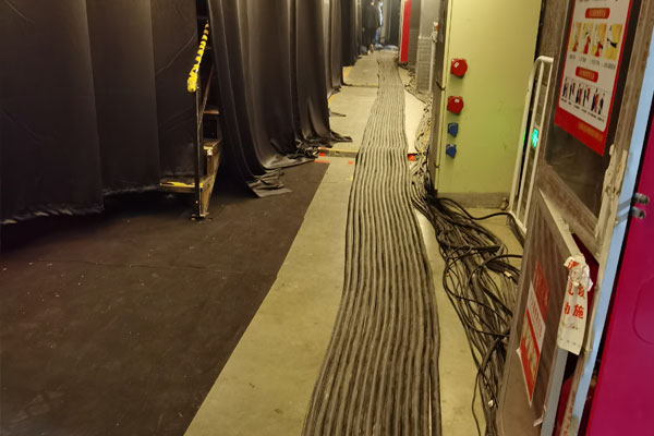 兰坪柴油发电机组的输出电压可以调节到哪些范围？