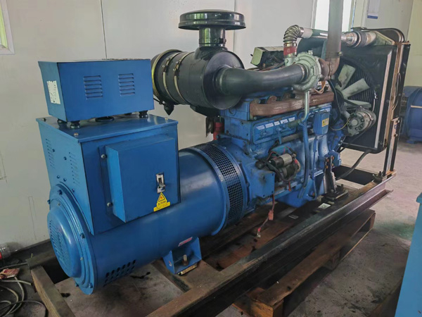 兰坪100kW柴油发电机组使用多级机油有哪些优缺点？