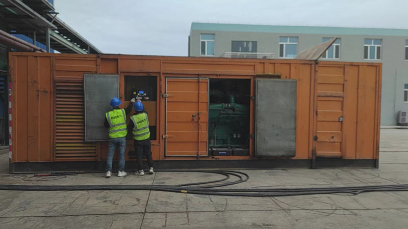 兰坪如何检查柴油发电机组的机油油位？